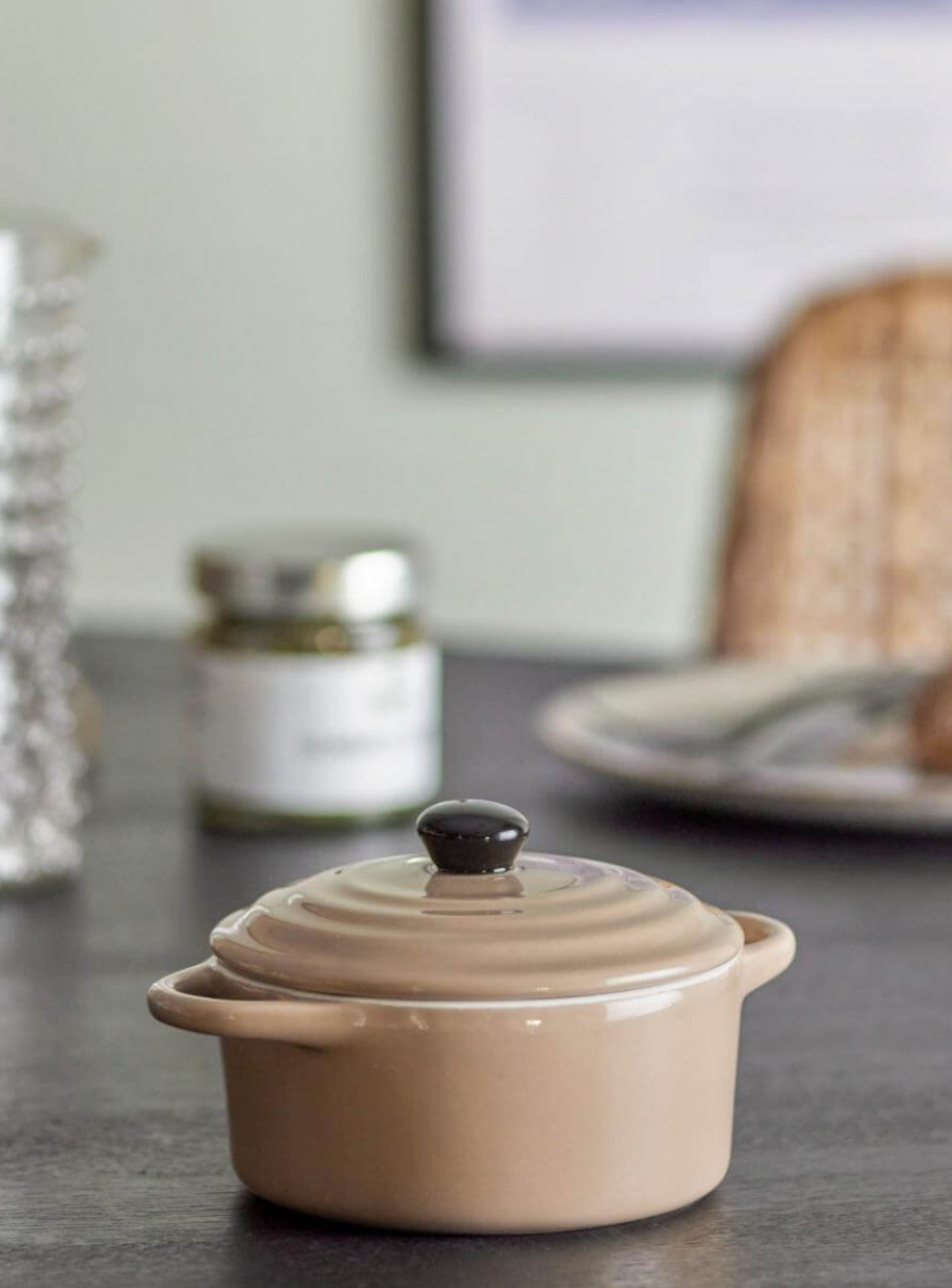 Thanos | Eldfast mót, brúnt