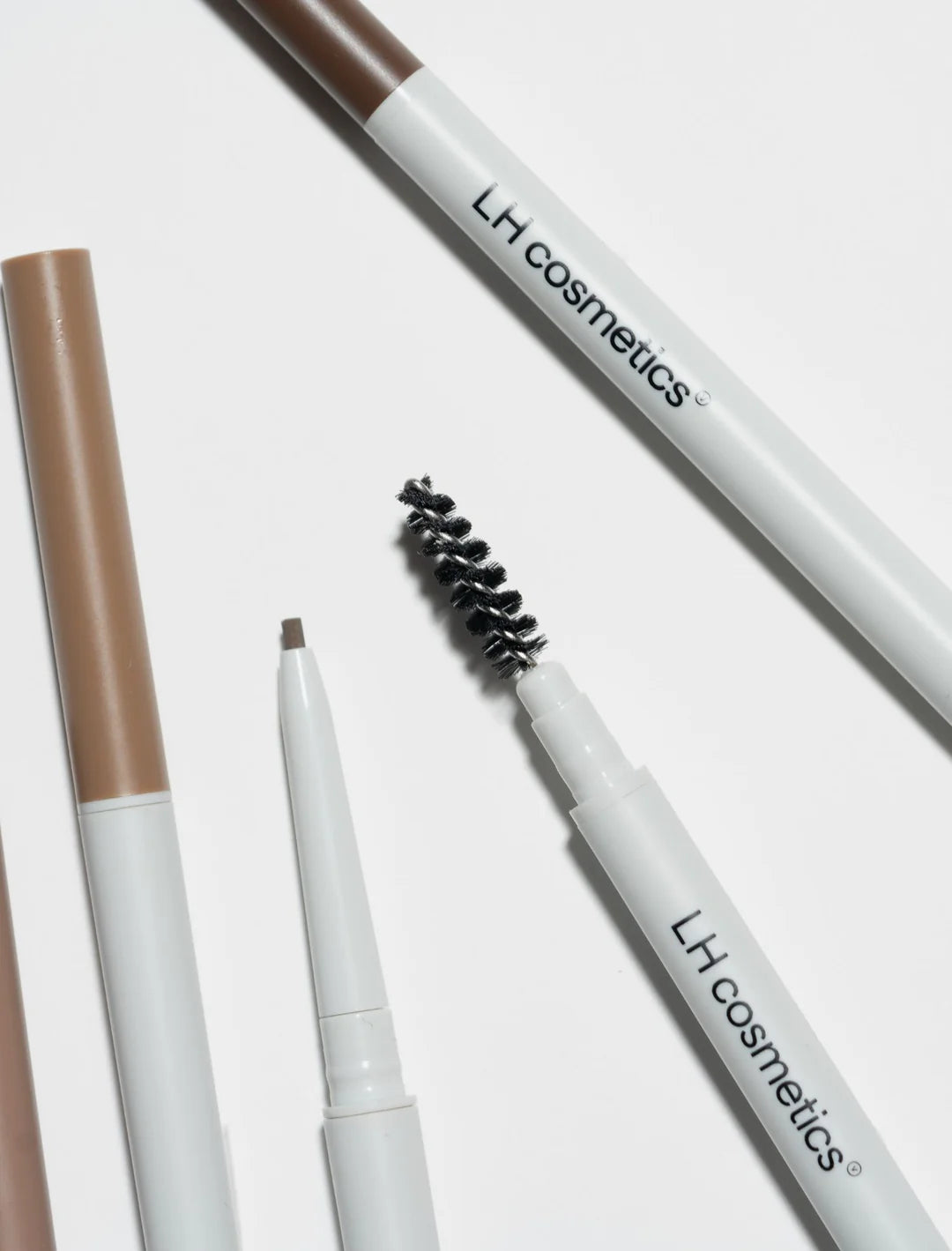 LH | Infinity Brow Pen | Augabrúnablýantur | Medium brown