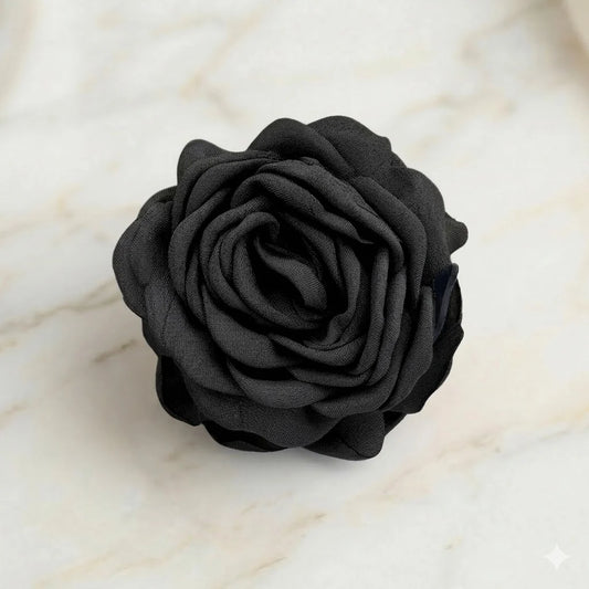 NAMISO | Hana Rose | Hárklemma | Svört | 9 cm