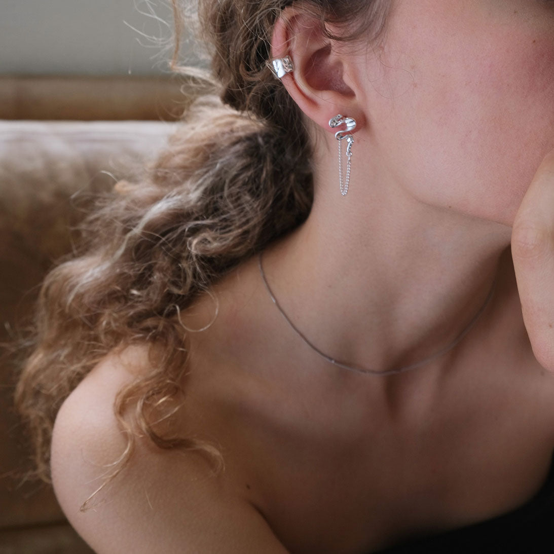 Blowing Ribbon | Eyrnalokkar | Silfur