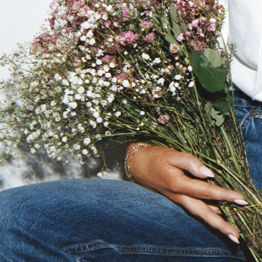 Armband | Tone Damli | Gull með perlum