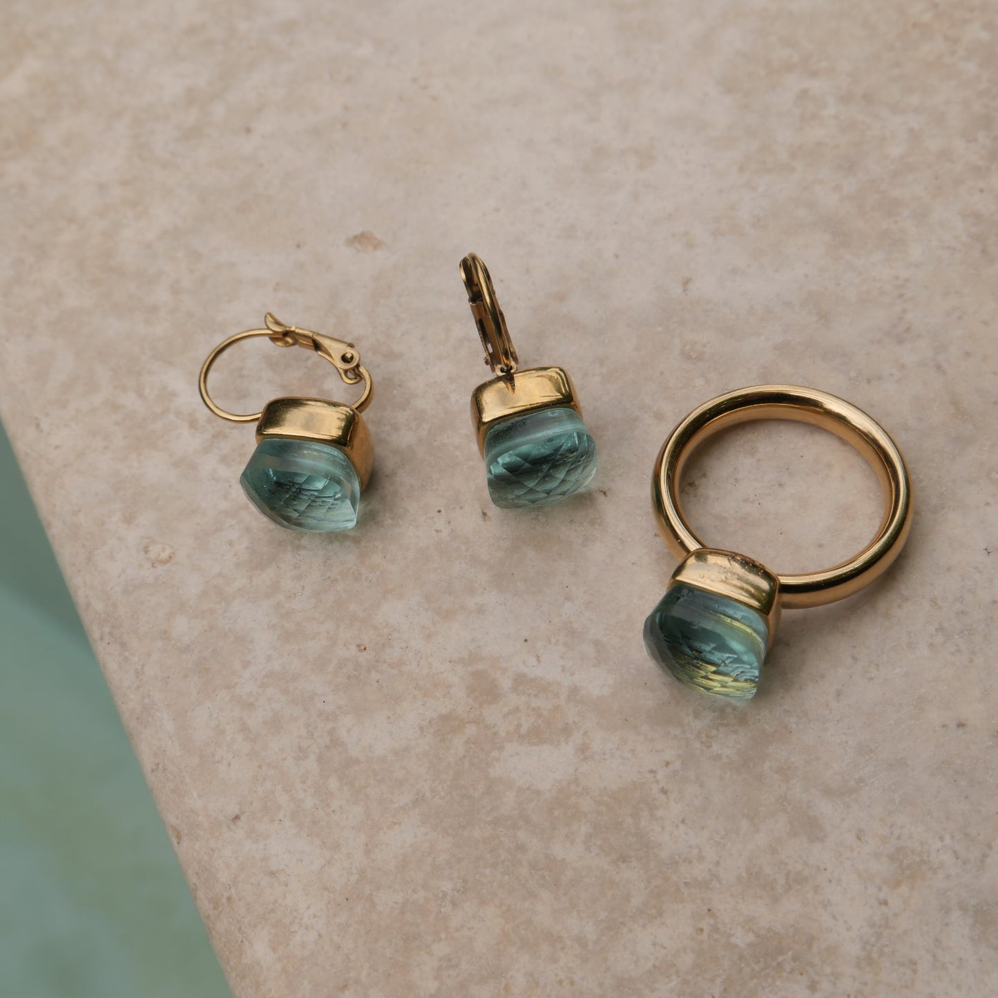 Hringur-Steel stone-Aqua