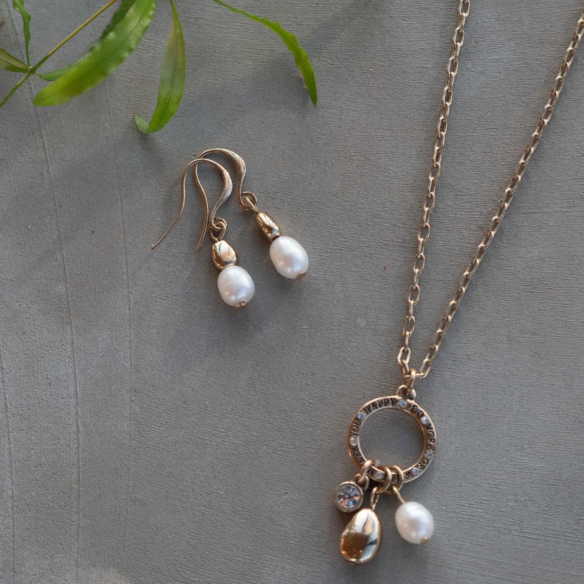 Eyrnalokkar - Silfur - Freshwater Pearls