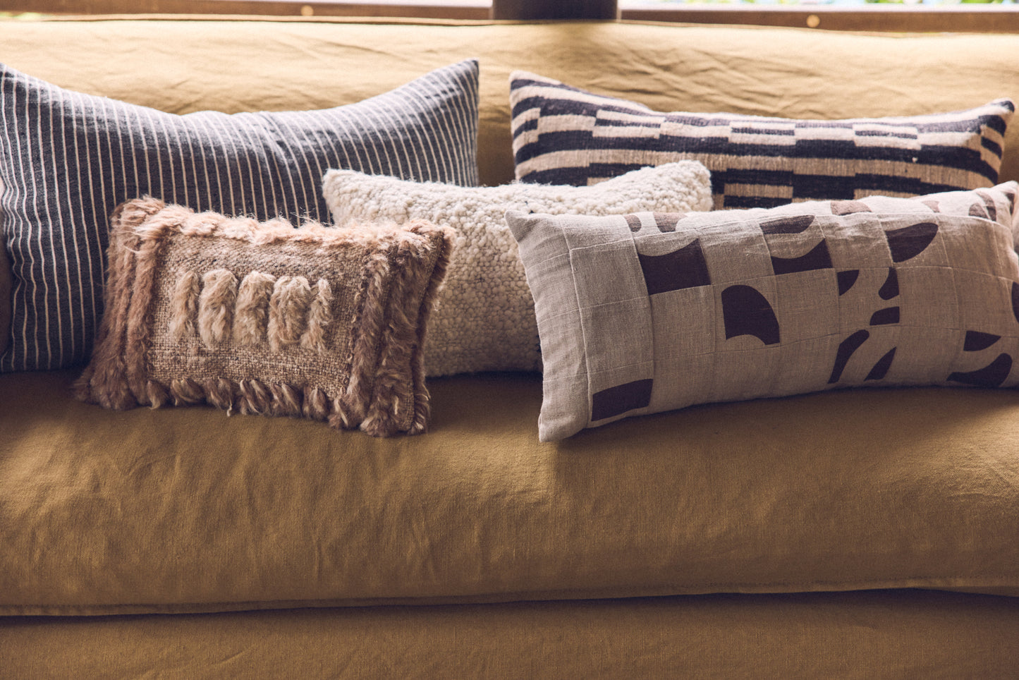 HKLiving | Natural furry cushion | púði