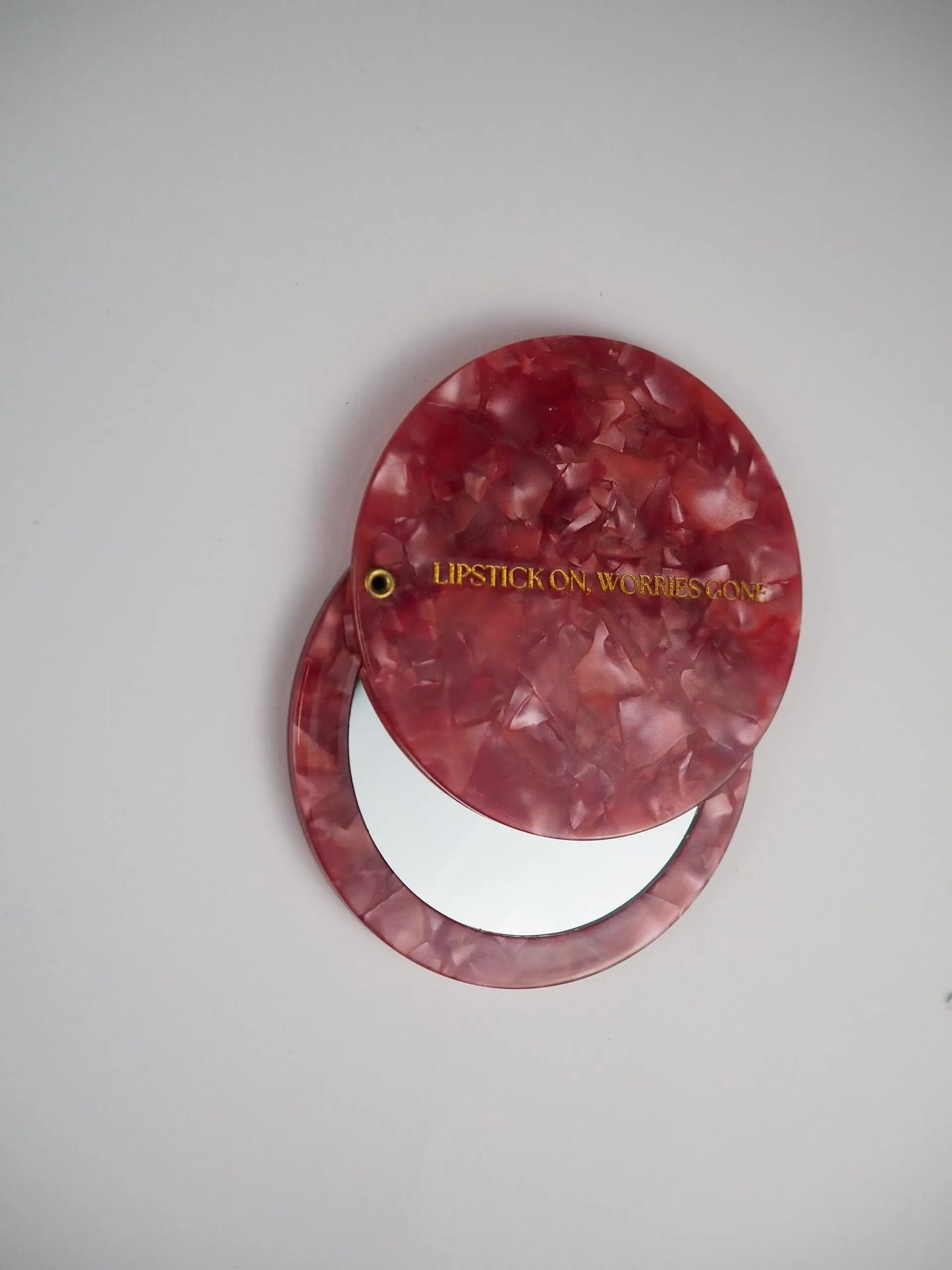 SEKLET | Spegill | Lipstick on, Worries Gone