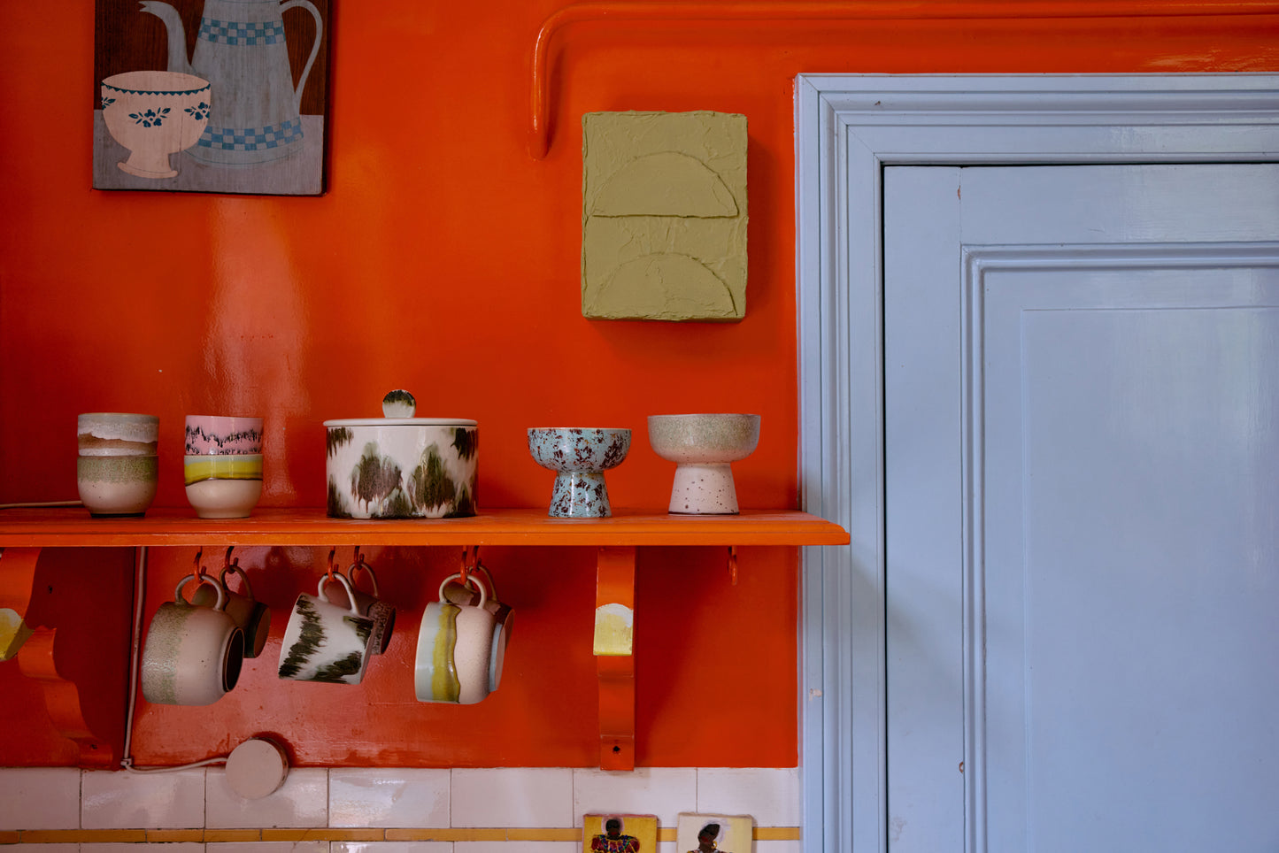 FORSALA | Lendir 29. Maí | HKLIVING | 70s ceramics | Kaffibolli | Skyline
