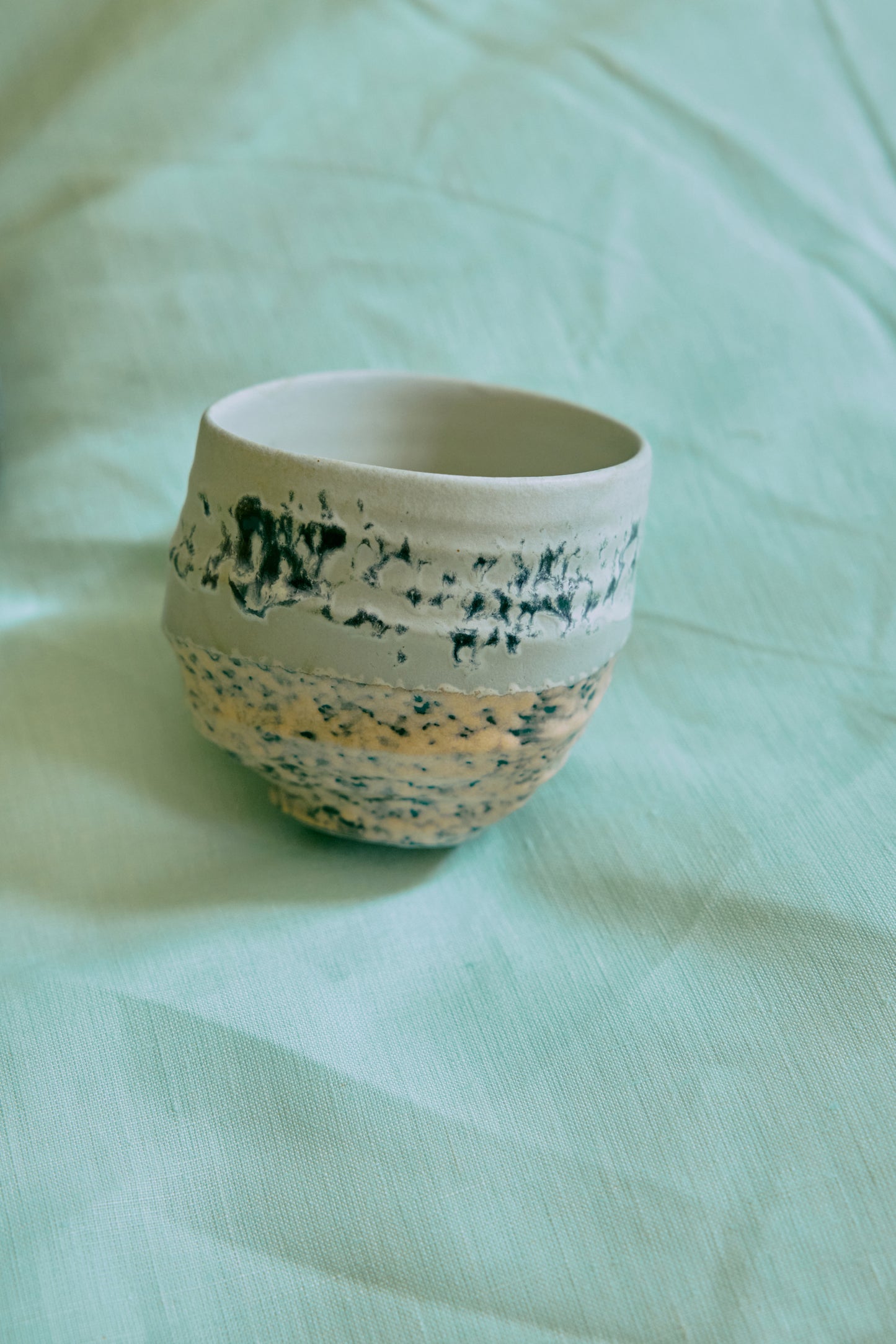 FORSALA | Lendir 29. Maí | HKLIVING | 70s ceramics | Kaffibolli | Artistic