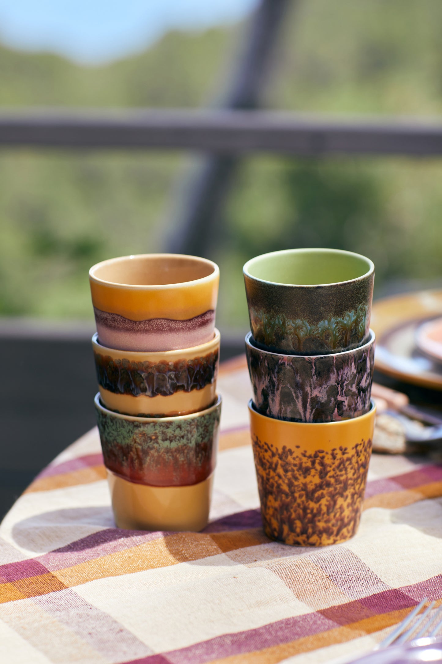 FORSALA | Lendir 29. Maí | HKLIVING | 70s Ceramics | Kaffibolli | Sunset