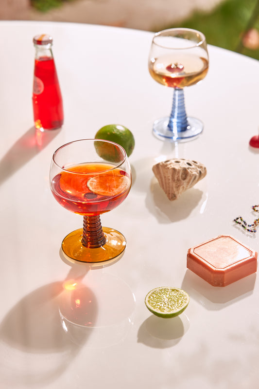 HKLIVING | Swirl Vínglas | Ochre |Lágt