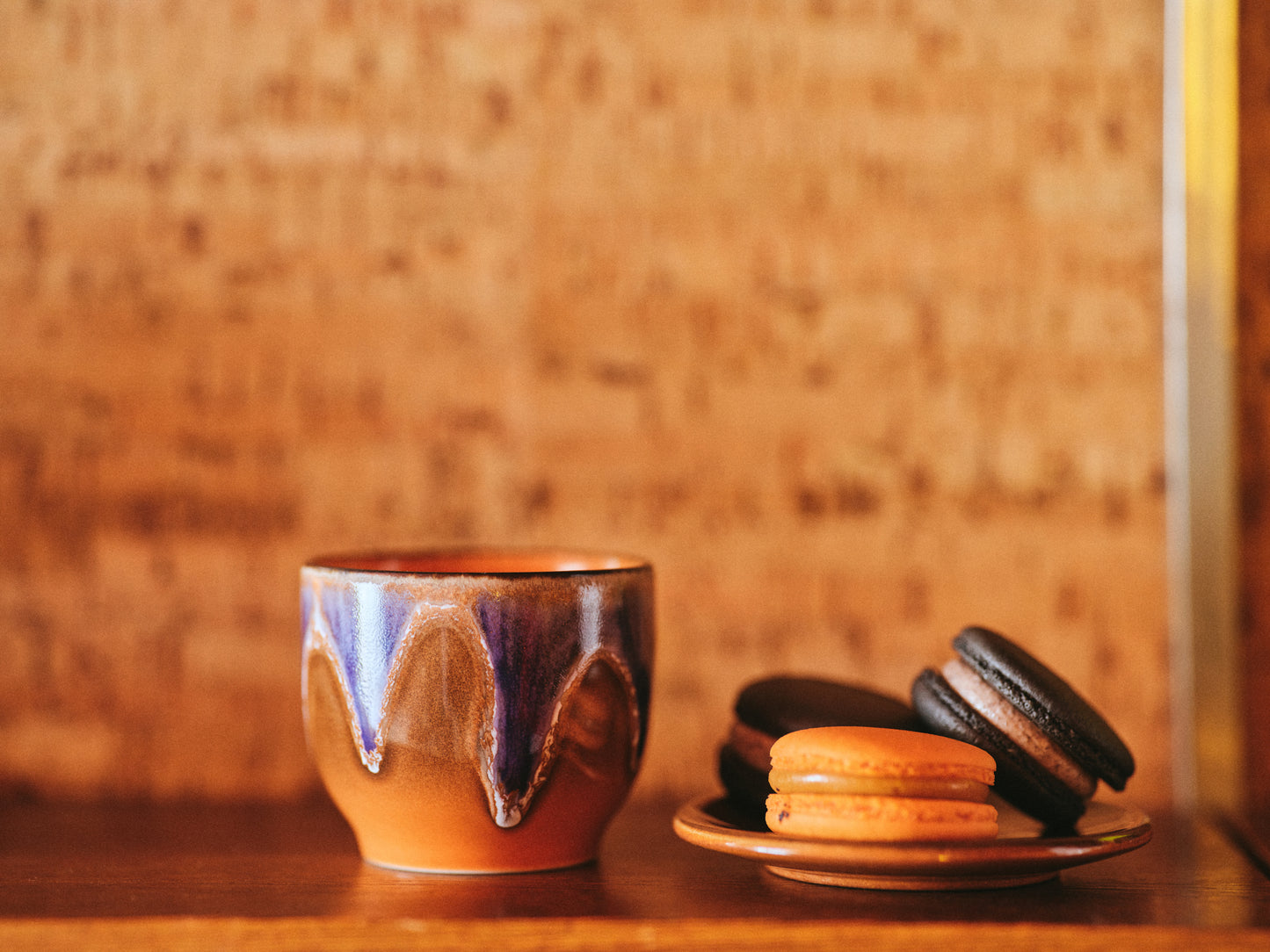 FORSALA | Lendir 29. Maí | HKLIVING | 70s ceramics | Kaffibolli | Arabica