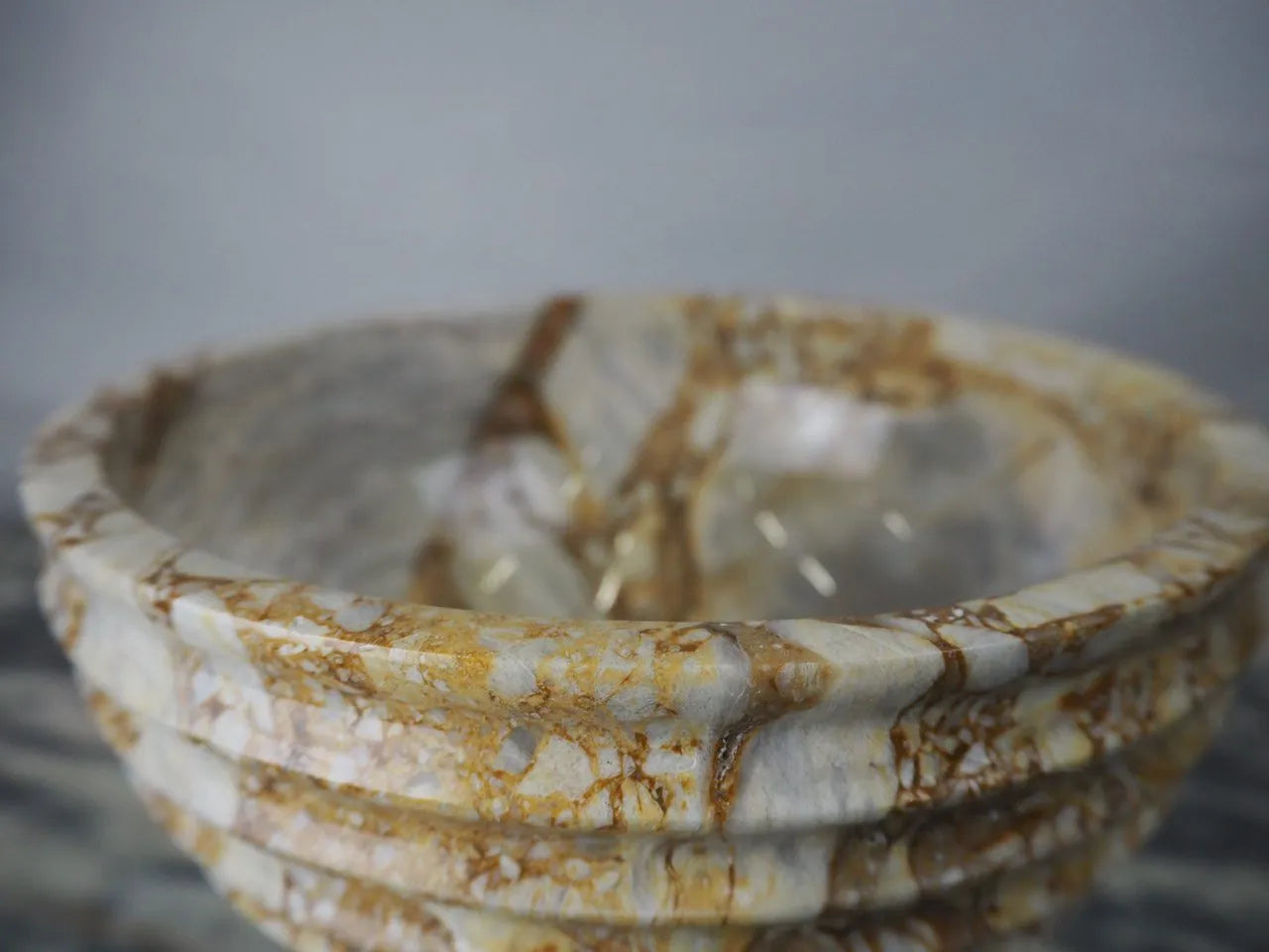 SEKLET | Marmari | Ribbed Pedestal bowl | Ribbed foot