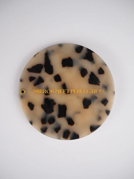 SEKLET | Spegill | Mirror Meet Perfection