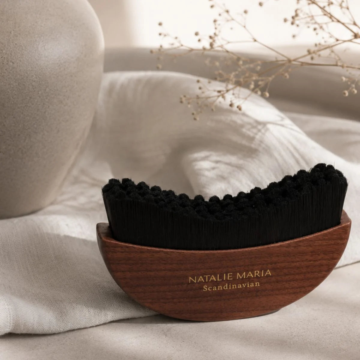 Natalie Maria Scandinavian | The Original Depuff Body Brush