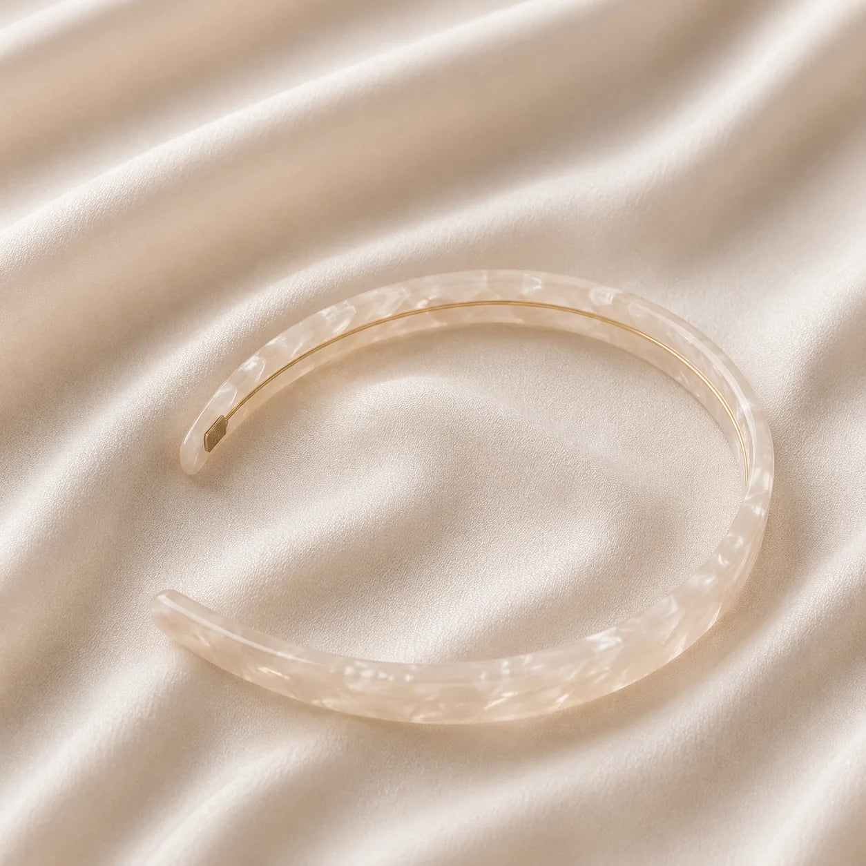 NAMISO | Célune | Hárspöng | White Pearl