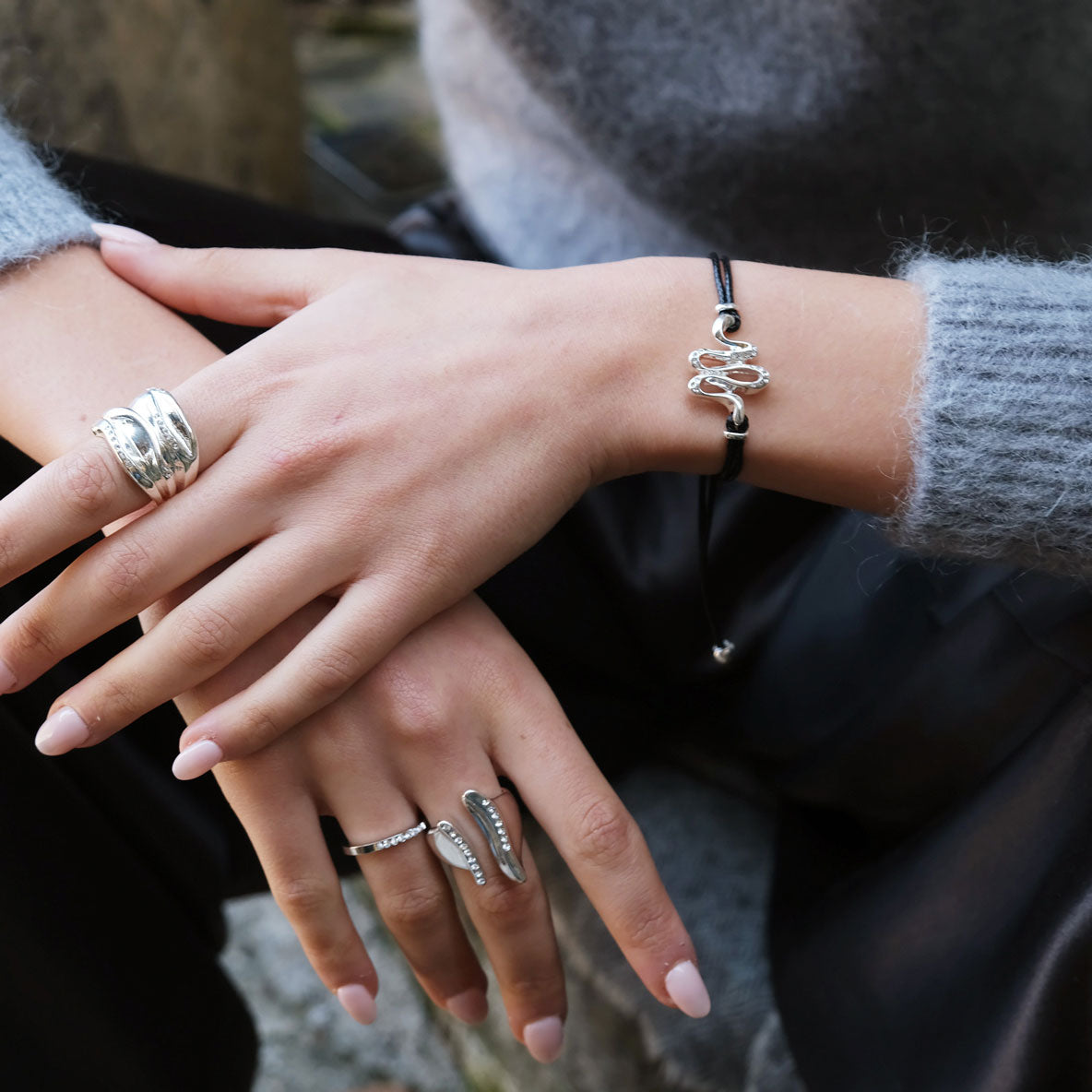 Blowing Ribbon | armband| Silfur