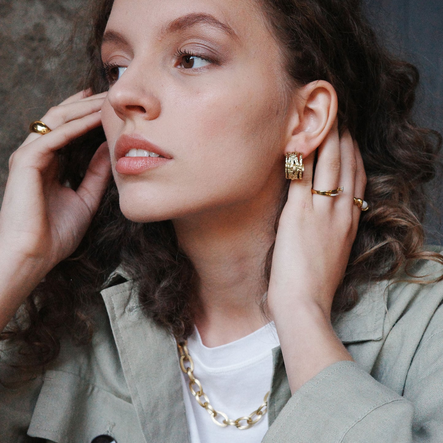 Eyrnalokkar | Steel satin| Gull 14k