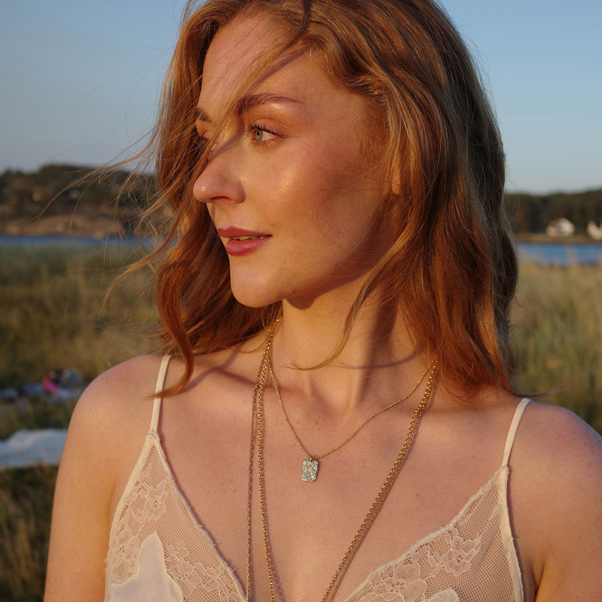 Hálsfesti| Solstice |