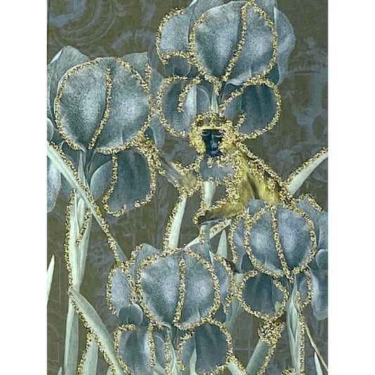 KORT | Api í blómum