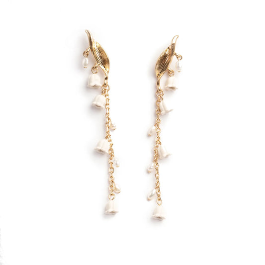 Eyrnalokkar Hangandi | Lilies & Pearls | Gull