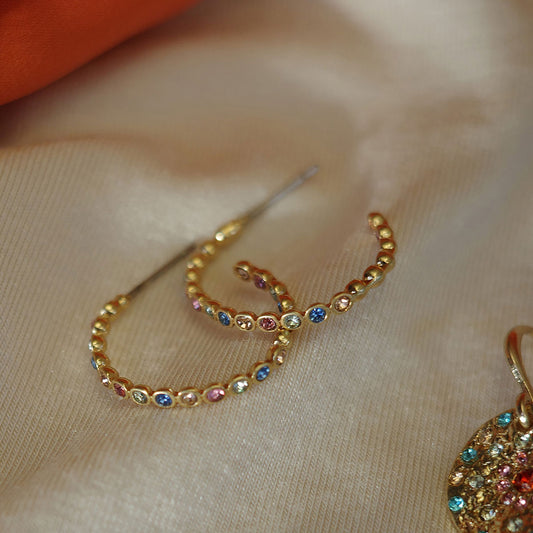 Eyrnalokkar | Vibrance gullhringir æði