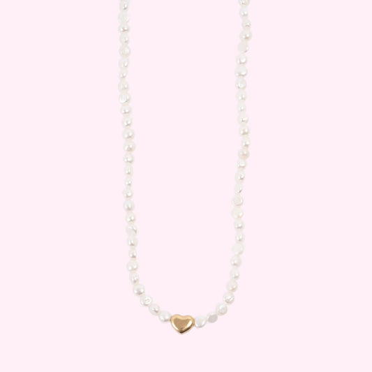 Hálsfesti | Tone Damli | Perlur m/hjarta